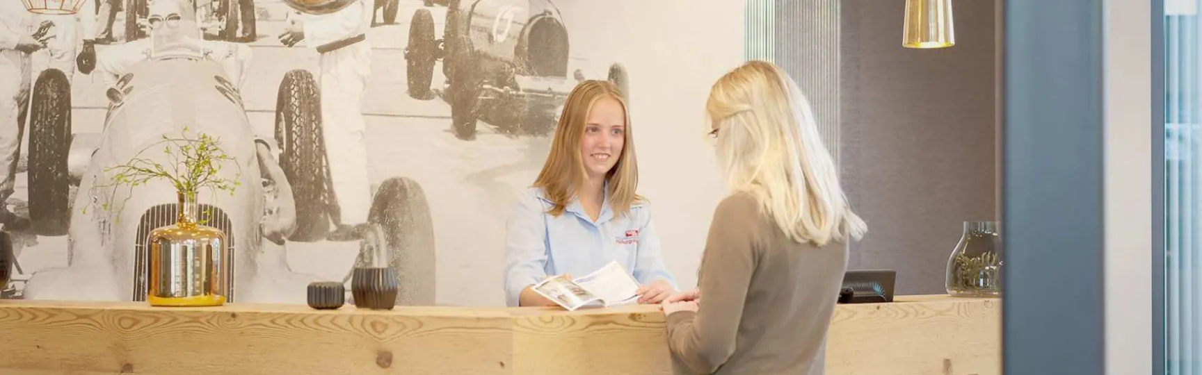 Anreise und Empfang im FSZN